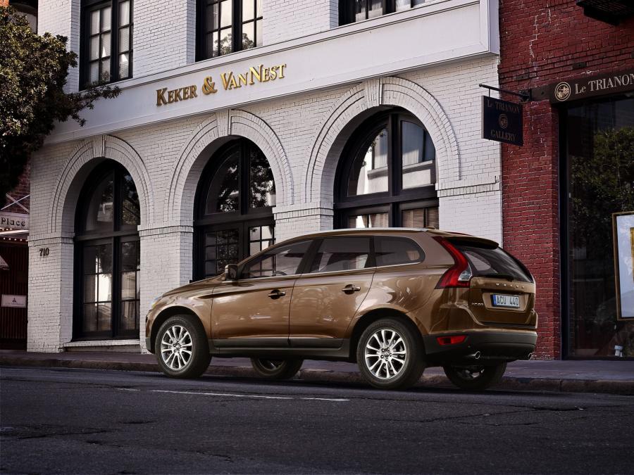  Volvo XC60 2008 года  (фото 41 из 210)